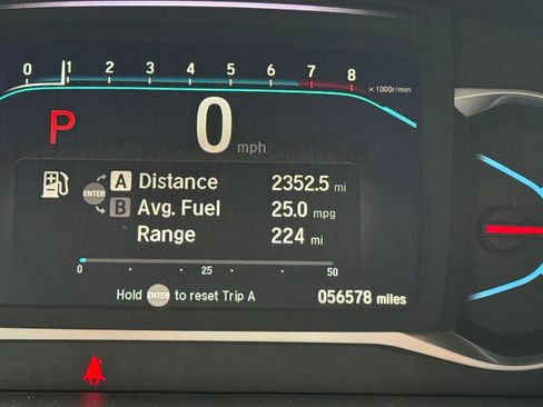 Used 2022 Honda Pilot Touring image 10