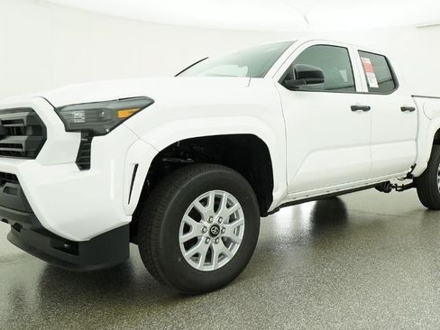 New 2026 Toyota Tacoma SR AWD/4WD image 17