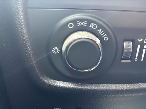 Used 2024 Jeep Grand Cherokee L Laredo image 27