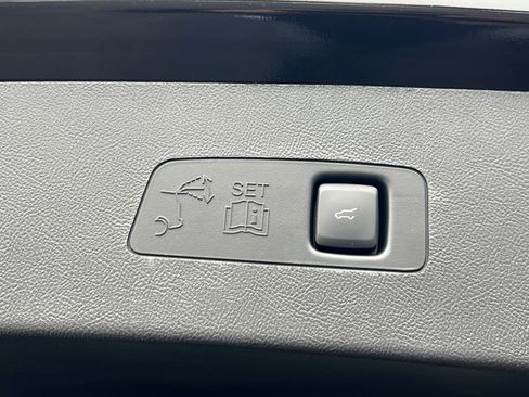 New 2026 Lincoln Corsair Reserve image 15