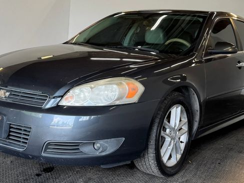 Used 2011 Chevrolet Impala LTZ image 2