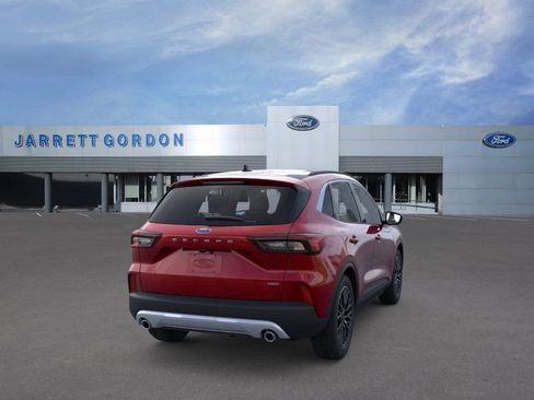 New 2026 Ford Escape SE FWD image 8