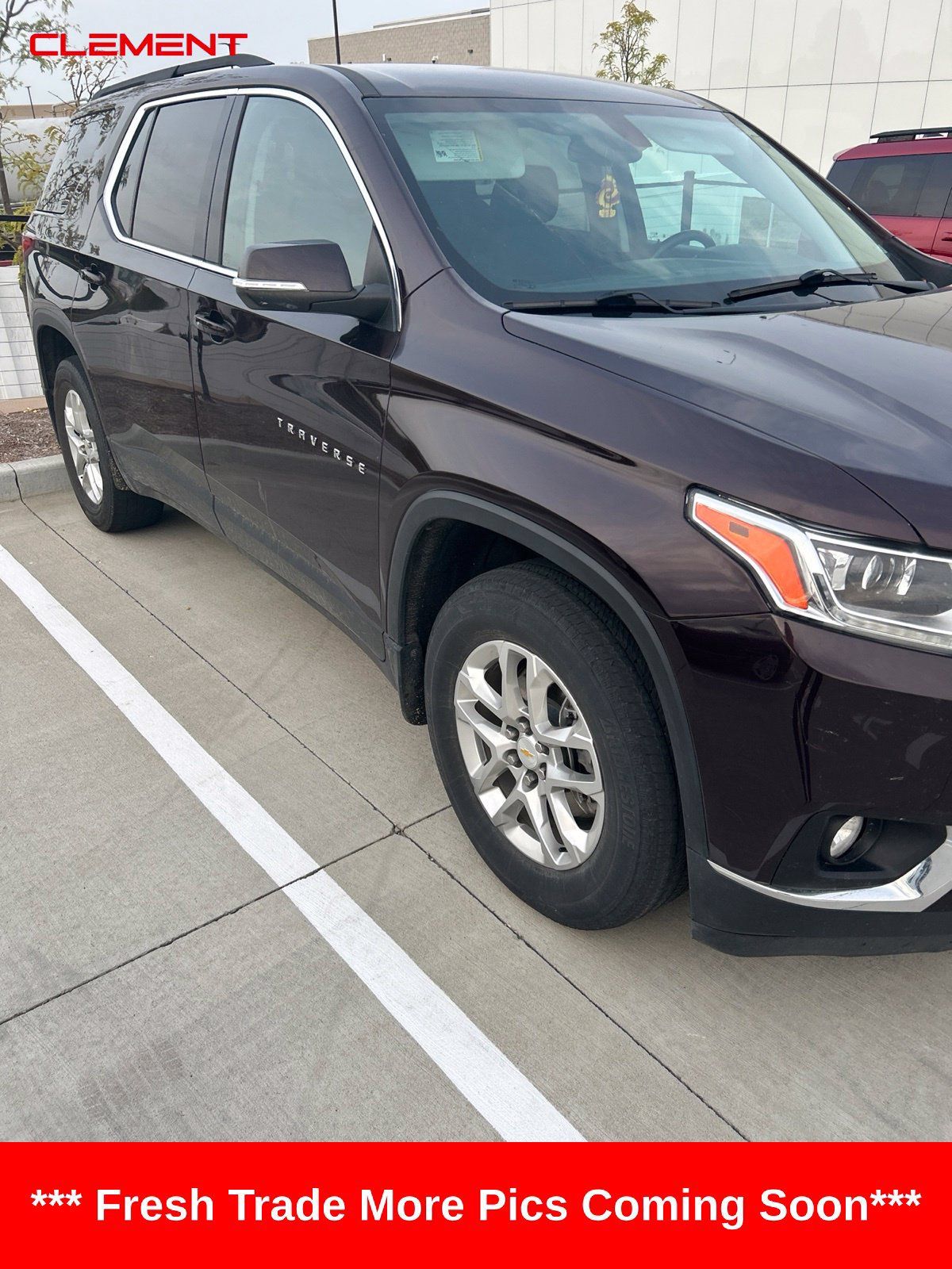 Used 2021 Chevrolet Traverse LT FWD image 6