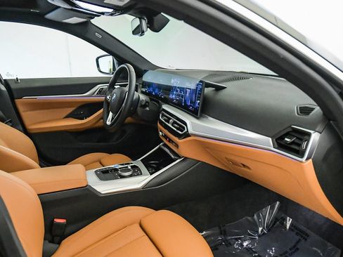 Used 2023 BMW i4 eDrive40 RWD image 16