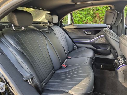 Used 2023 Mercedes-Benz S 500 4MATIC image 18