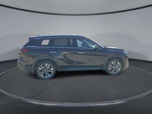 Used 2023 INFINITI QX60 Luxe w/ Vision Package image 9