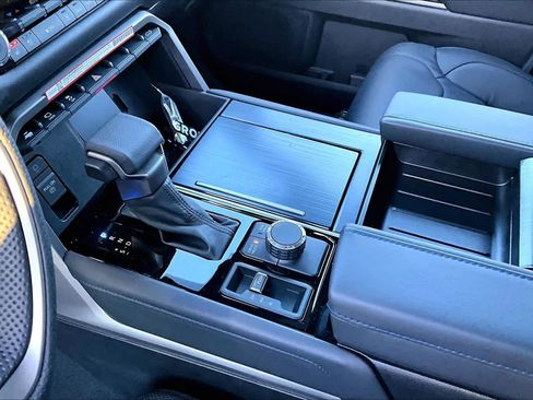 New 2026 Toyota Tundra Platinum AWD/4WD image 7