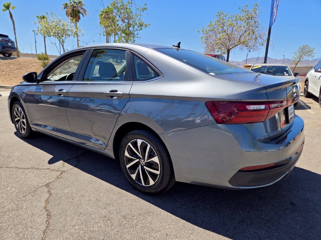 Used 2025 Volkswagen Jetta S FWD image 4