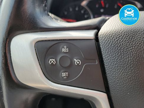 Used 2019 GMC Terrain SLT AWD/4WD image 16