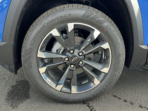 New 2026 Chevrolet Equinox RS w/ Convenience Package III AWD/4WD image 10