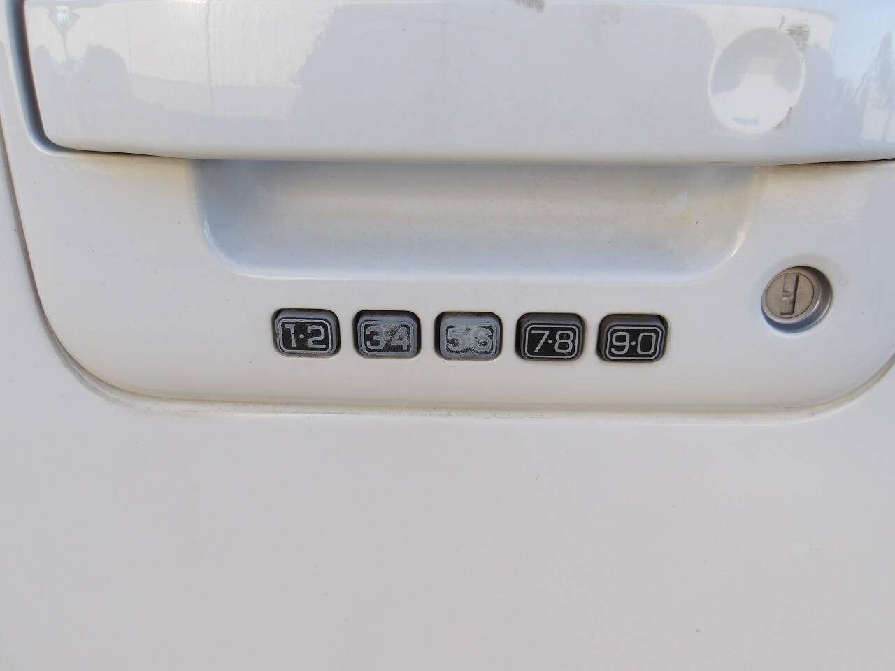 Used 2011 Ford F150 FX4 w/ FX Luxury Pkg AWD/4WD image 21