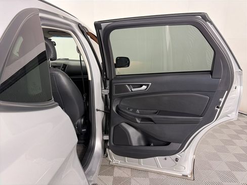 Used 2015 Ford Edge SE AWD/4WD image 26