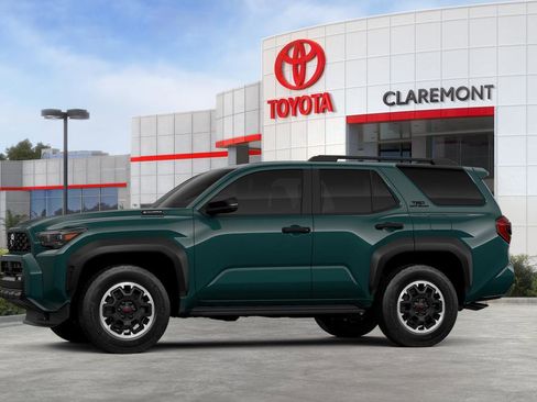 New 2026 Toyota 4Runner TRD Off-Road Premium AWD/4WD image 5