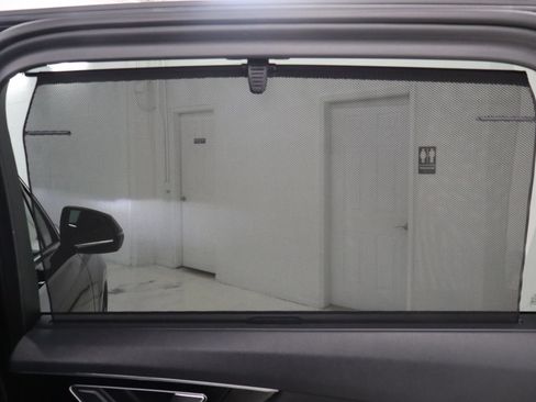 Used 2017 Audi Q7 3.0T Premium Plus AWD/4WD image 22