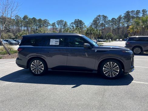 New 2025 INFINITI QX80 Luxe image 38
