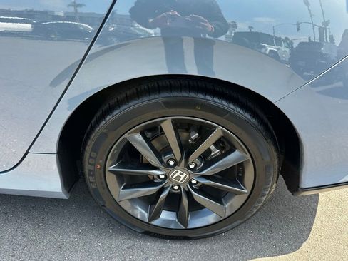 Used 2020 Honda Civic EX-L image 5