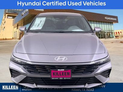 Used 2025 Hyundai Elantra SE