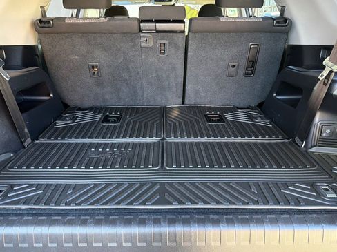 Used 2024 Toyota 4Runner SR5 image 16