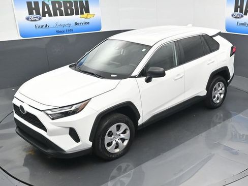 Used 2024 Toyota RAV4 LE image 23