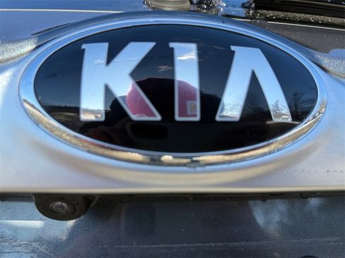 Used 2021 Kia Seltos EX image 17