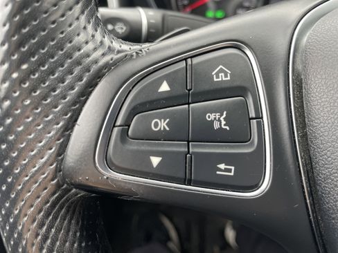 Used 2016 Mercedes-Benz C 300 4MATIC Sedan image 43