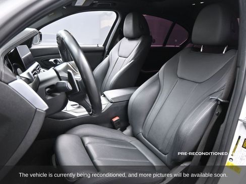 Used 2020 BMW 330i Sedan w/ M Sport Package image 7