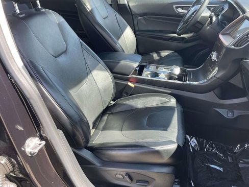Certified 2020 Ford Edge Titanium w/ Equipment Group 301A image 27
