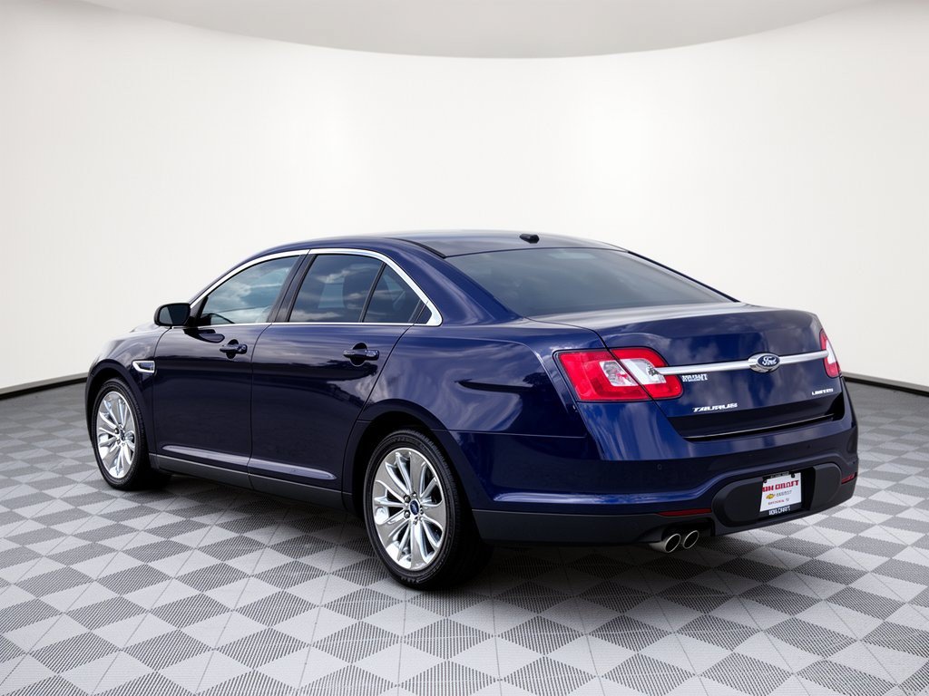 Used 2011 Ford Taurus Limited w/ 303A Rapid Spec Order Code FWD image 3