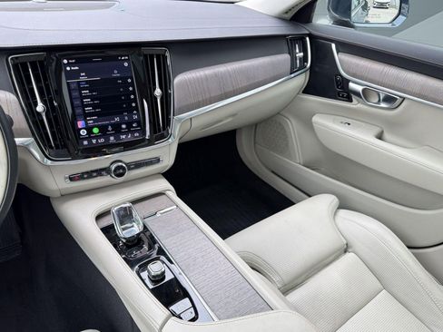 Certified 2023 Volvo S90 B6 Ultimate w/ Protection Package Premier AWD/4WD image 27