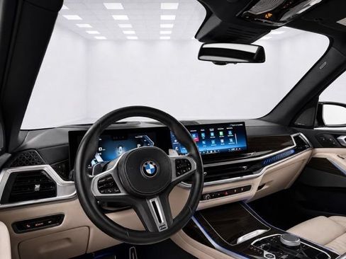 Used 2024 BMW X7 M60i w/ Executive Package AWD/4WD image 34