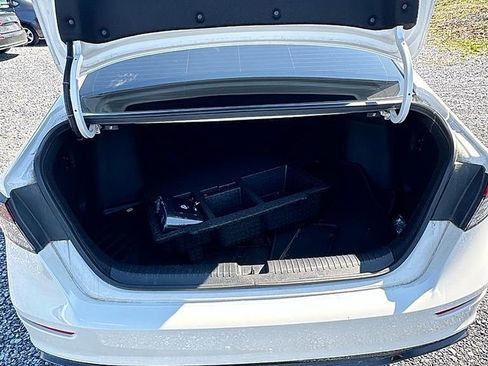 Used 2023 Honda Accord Sport image 9