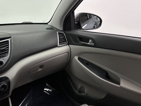 Used 2017 Hyundai Tucson SE w/ SE Popular Package 02 FWD image 27