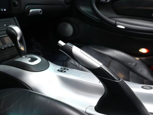 Used 2005 Porsche 911 Turbo image 46