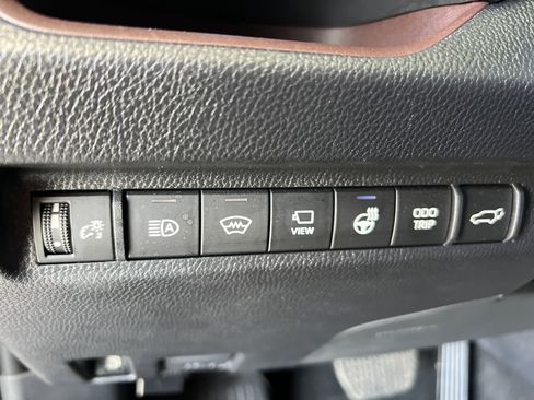 Used 2024 Toyota RAV4 Limited w/ Advanced Technology Package AWD/4WD image 17