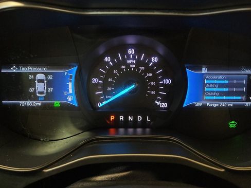 Used 2019 Ford Fusion SE image 23