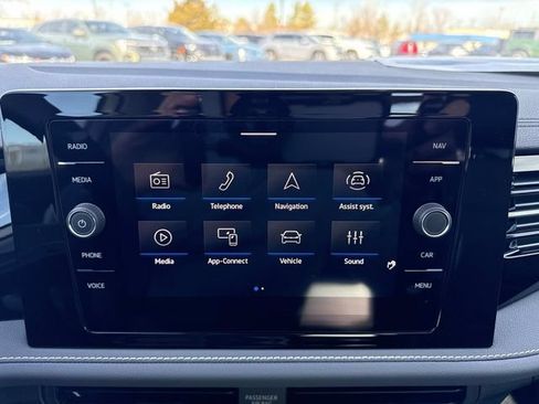 New 2026 Volkswagen Jetta SEL FWD image 17