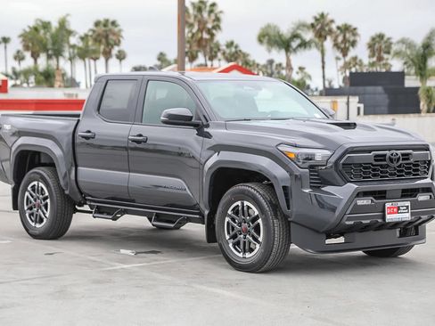 New 2026 Toyota Tacoma TRD Sport RWD image 4