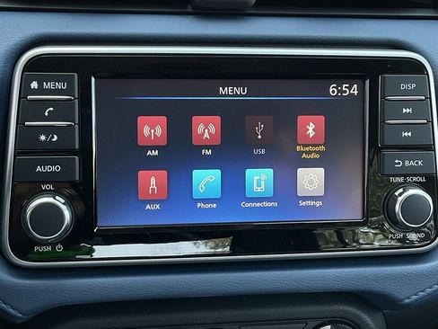 New 2025 Nissan Versa SV w/ Trunk Package image 27