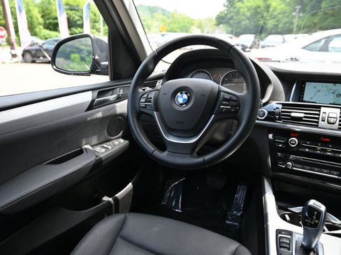 Used 2017 BMW X3 xDrive28i AWD/4WD image 9