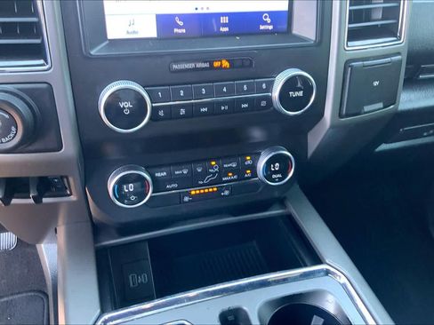 Certified 2021 Ford Expedition XLT w/ FX4 Off-Road Package AWD/4WD image 35
