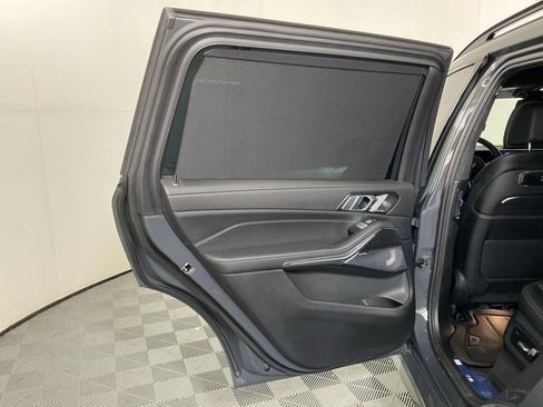 Certified 2025 BMW X7 M60i AWD/4WD image 24