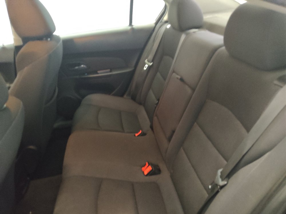 Used 2015 Chevrolet Cruze LT FWD image 18