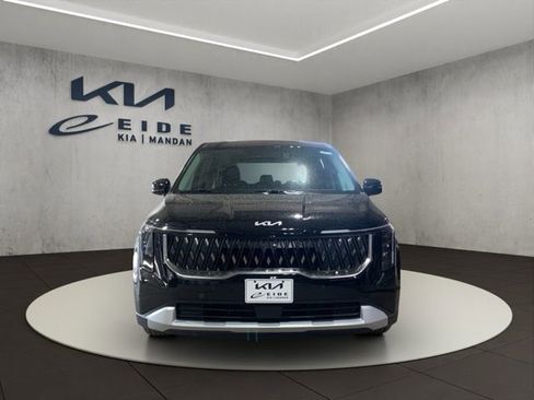 New 2026 Kia Carnival FWD image 8