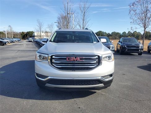 Used 2017 GMC Acadia SLE w/ Driver Alert Package I image 2