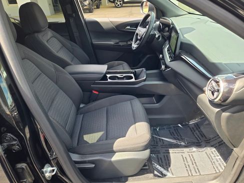 Certified 2025 Chevrolet Equinox LT FWD image 7