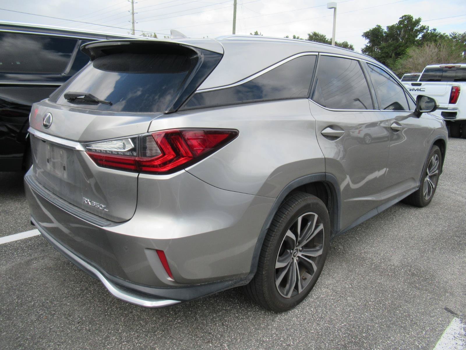 Used 2019 Lexus RX 350L FWD image 4