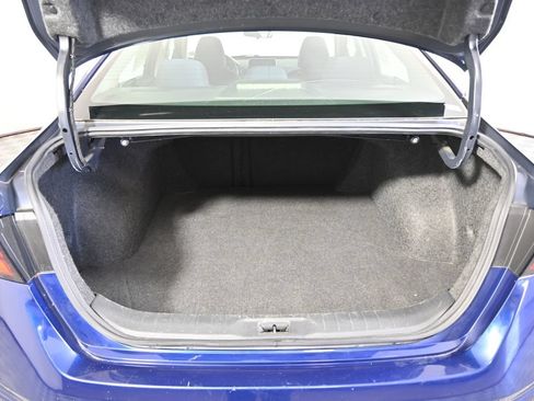 Used 2019 Nissan Altima 2.5 S FWD image 16