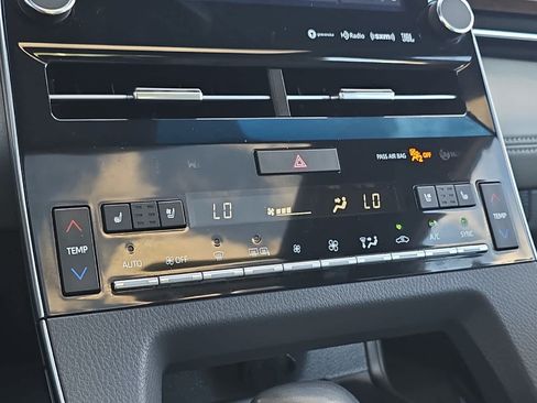 Used 2022 Toyota Avalon Limited w/ Advanced Safety Package FWD image 20
