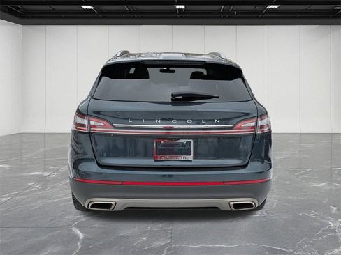 Used 2022 Lincoln Nautilus Reserve w/ Equipment Group 201A image 4