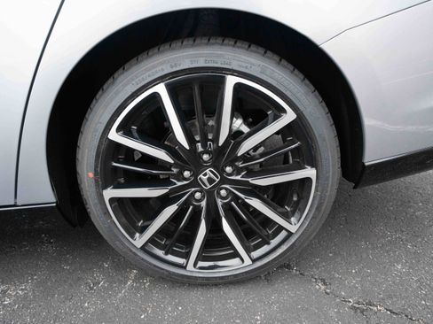 New 2025 Honda Accord Touring image 28